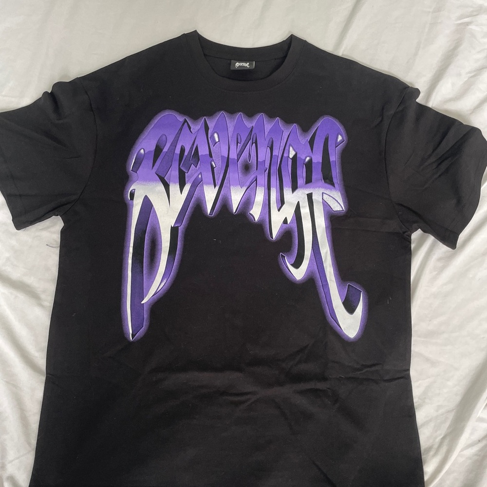 Revenge tee - Picture 1 of 5